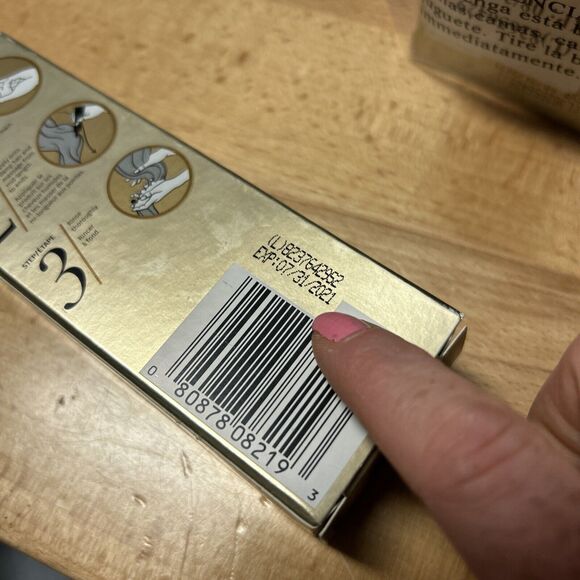 4-Pantene Pro-V: “Intense Rescue Shots” Ampoule, Targets Extreme Damage - Picture 15 of 15